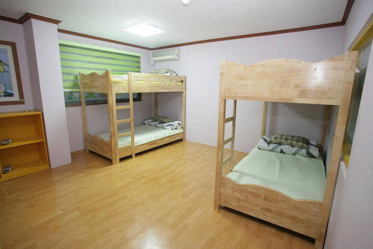 Book Momojein Guest House Hostel Hotel At Special Rates - 